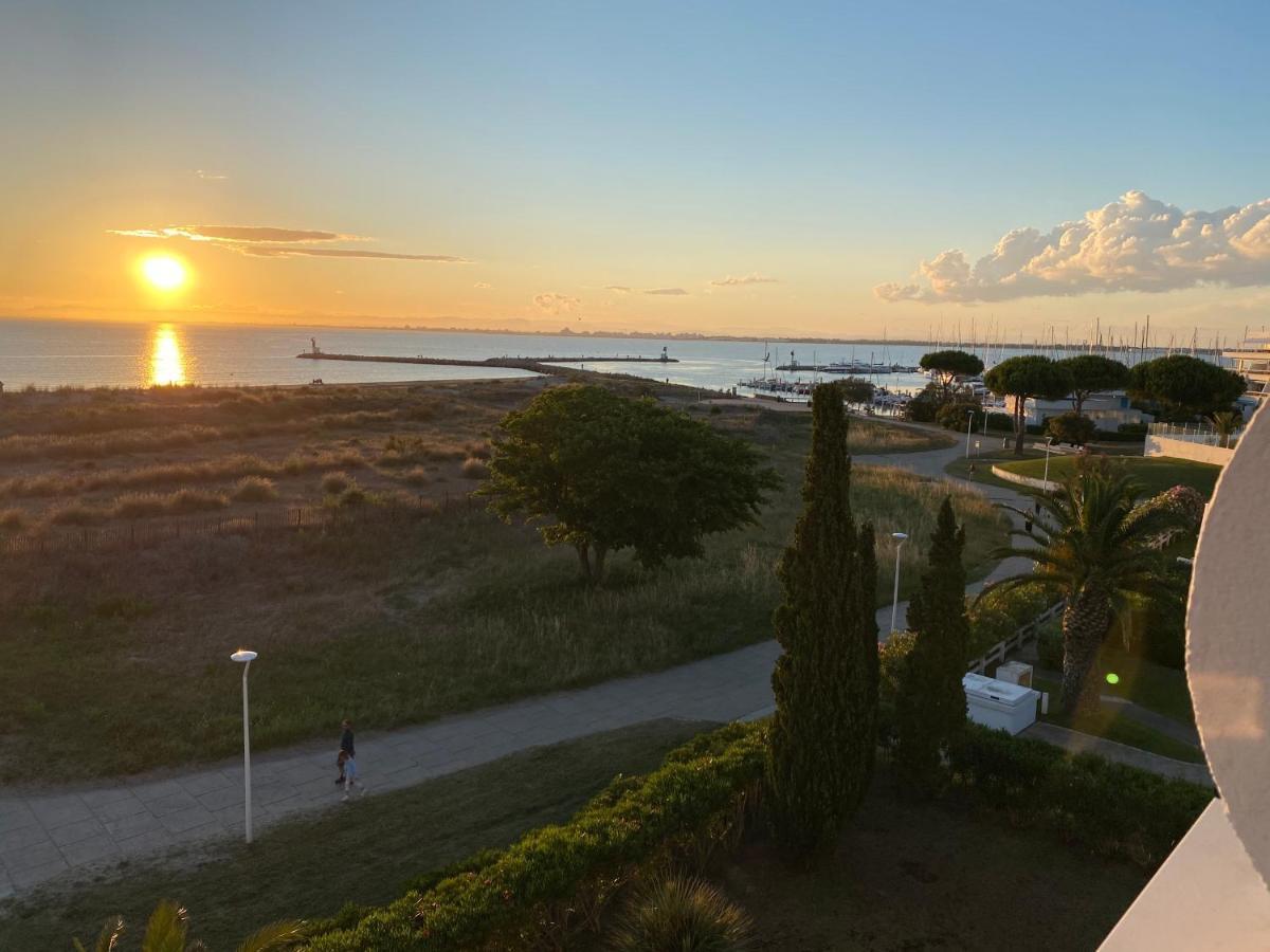 Front De Avec Vue Panoramique ! Apartamento